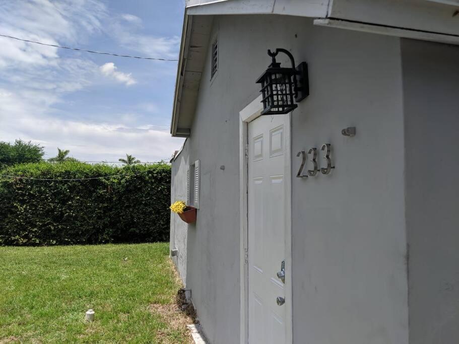 3 Bedroom Miami Home 15 Minutes To The Beach Exterior foto