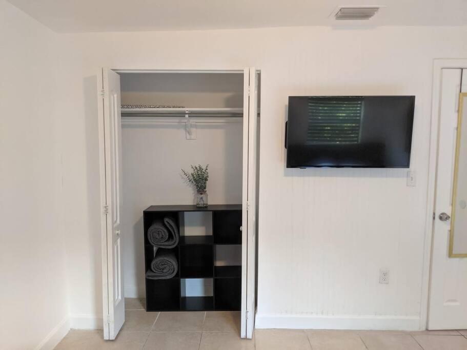 3 Bedroom Miami Home 15 Minutes To The Beach Exterior foto